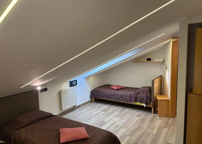 Fedrig For 10 Vandrerhjem Kobarid