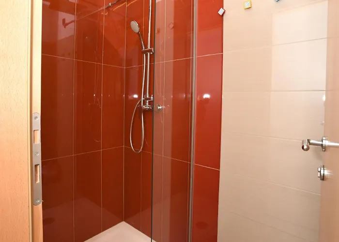 Vandrerhjem Fedrig For 10